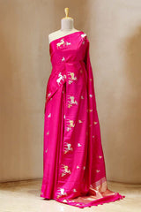 This Pink Deer Motifs Handloom Banarasi Silk Saree is a wedding saree and festive wear saree. Free Shipping Available!