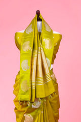 Nandi Motif Handloom Banarasi Silk Saree