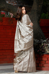 Isha Borah In Grey Woven Tissue Silk Saree