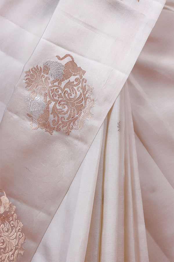 White Handloom Banarasi Silk Saree With Shikargah Motif