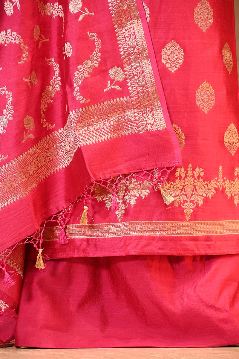 Pink Chiniya Silk Salwar Suit Set with Floral Zari Motifs