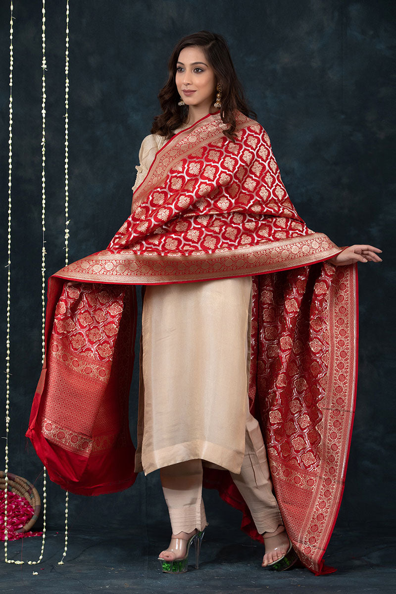 Red Handwoven Banarasi Katan Silk Dupatta