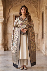 Black Paithani Banarasi Dupatta with Gold Zari Floral Jaal