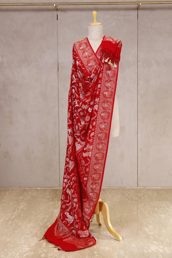 red dupatta, Baluchari motif dupatta, banarasi dupatta, silk dupatta, wedding dupatta, indian dupatta, handloom dupatta, bridal duaptta