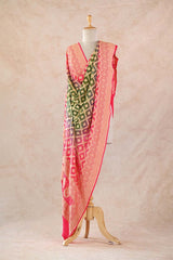 Dummy wearing pink and green shaded Georgette Dupatta showing geometric gold zari motifs, broad border, and authentic Bandhani tie-dye texture.