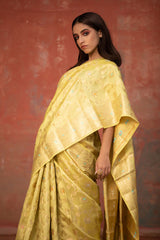 Lime Green Floral Jaal Woven Chiniya Silk Saree - Chinaya Banaras