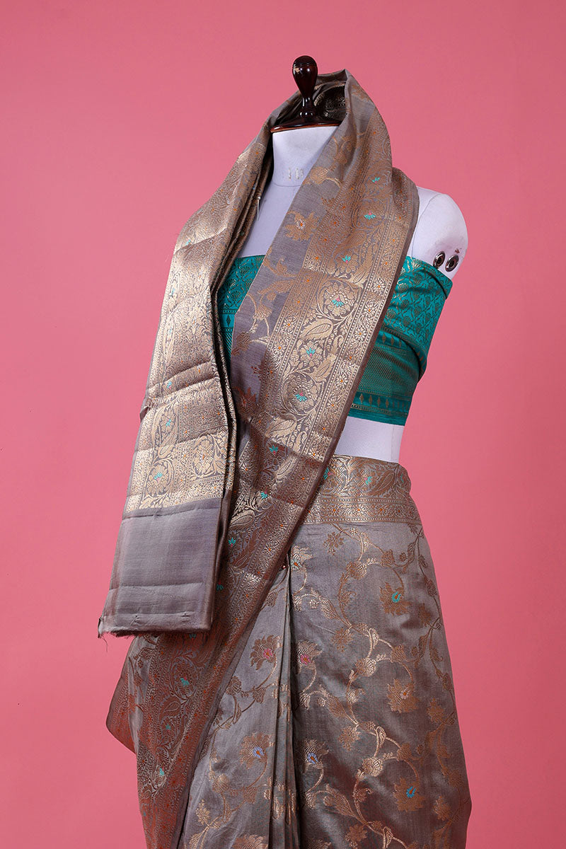 Grey Floral Jaal Woven Chiniya Silk Saree - Chinaya Banaras