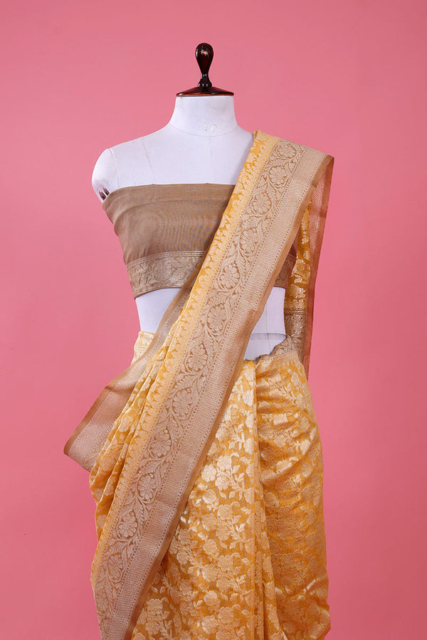 Light Yellow Floral Jaal Woven Casual Silk Saree - Chinaya Banaras
