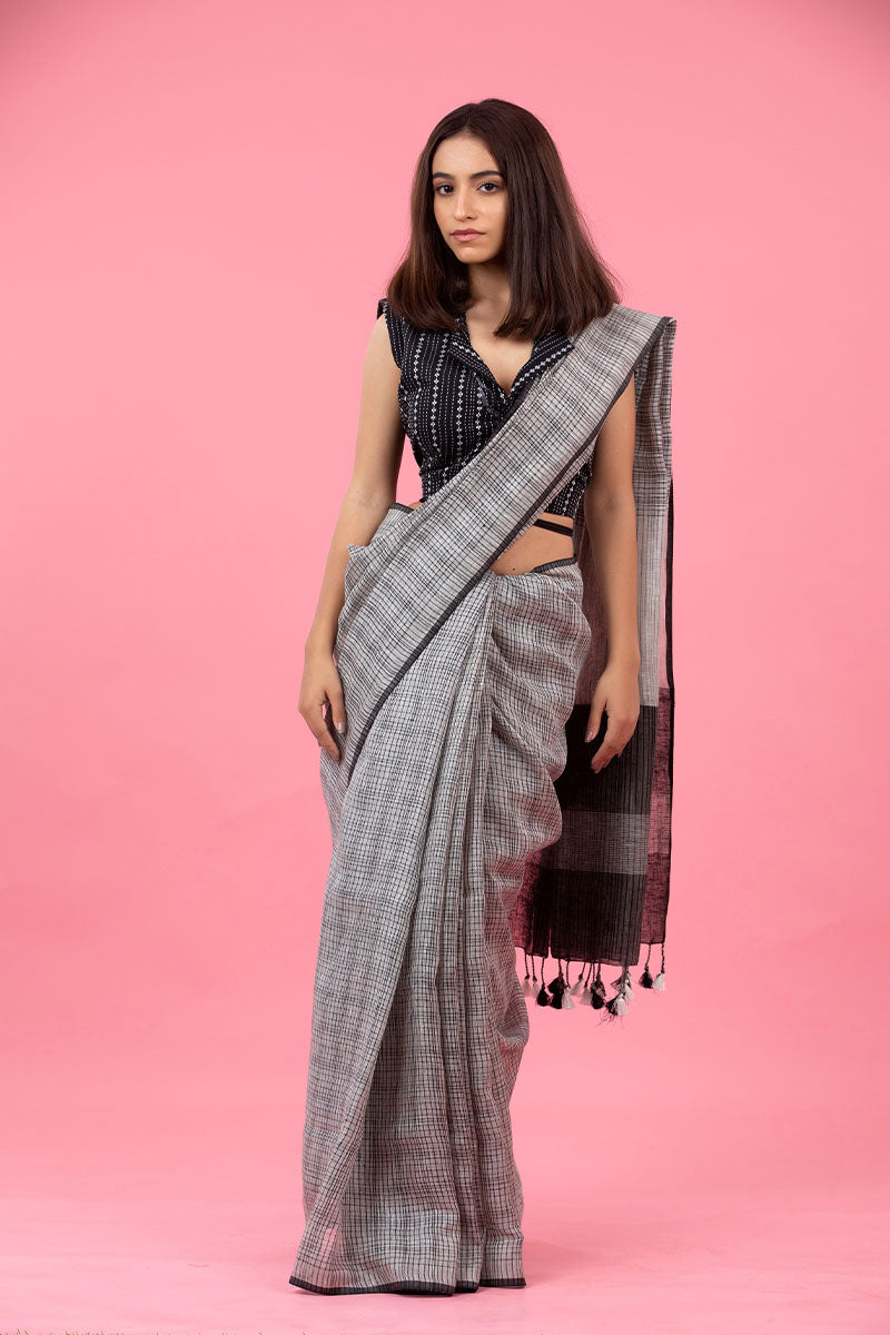 Grey Checkered Woven Linen Saree