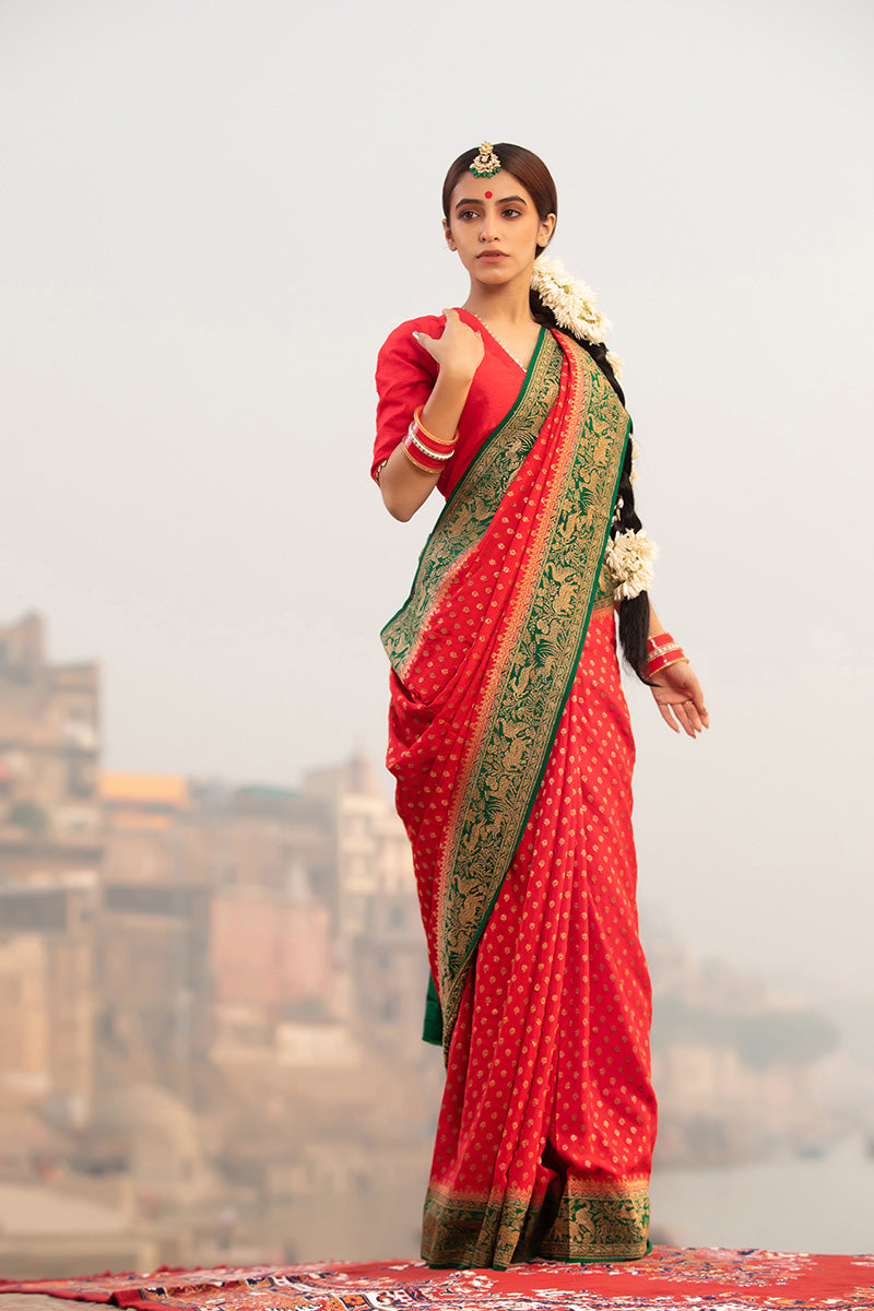Scarlet Red Shikargah Woven Crepe Khaddi Silk Saree - Chinaya Banaras
