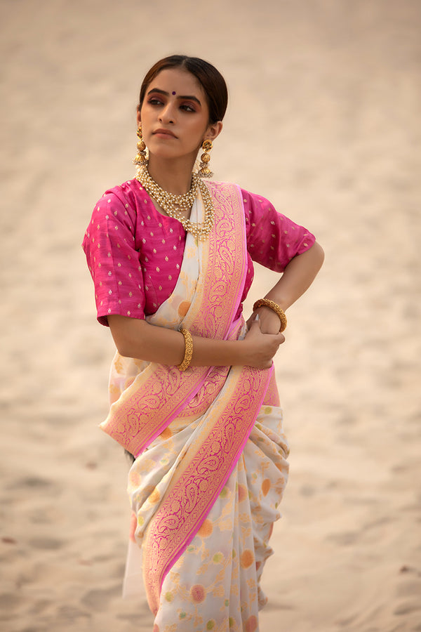 White & Pink Floral Jaal Woven Georgette Khaddi Silk Saree - Chinaya Banaras
