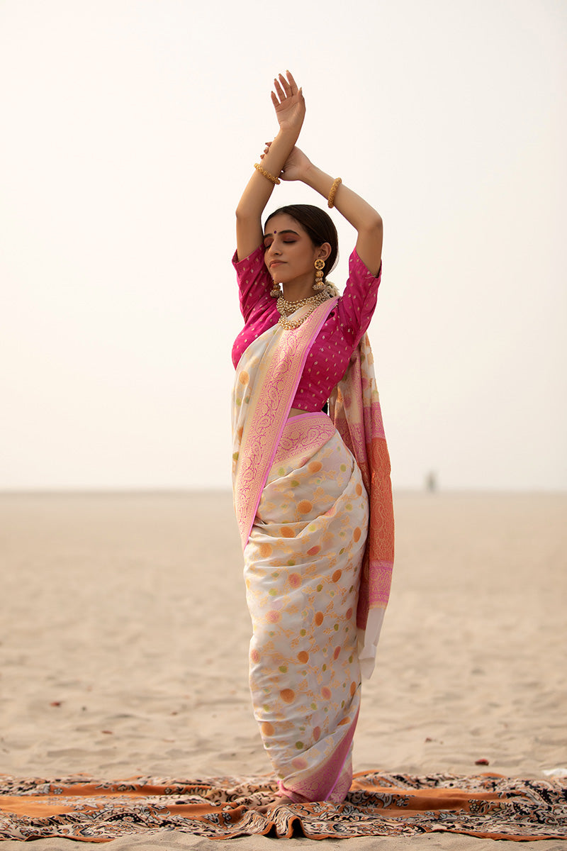 White & Pink Floral Jaal Woven Georgette Khaddi Silk Saree - Chinaya Banaras