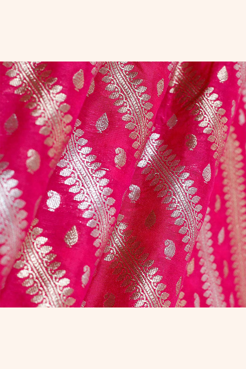 Fabric, Magenta Pink fabric, banarasi fabric, silk fabric, brocade fabric, handloom fabric, indian fabric