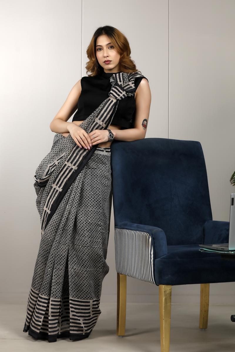 Black Formal Wear Saree with Geometrical Prints