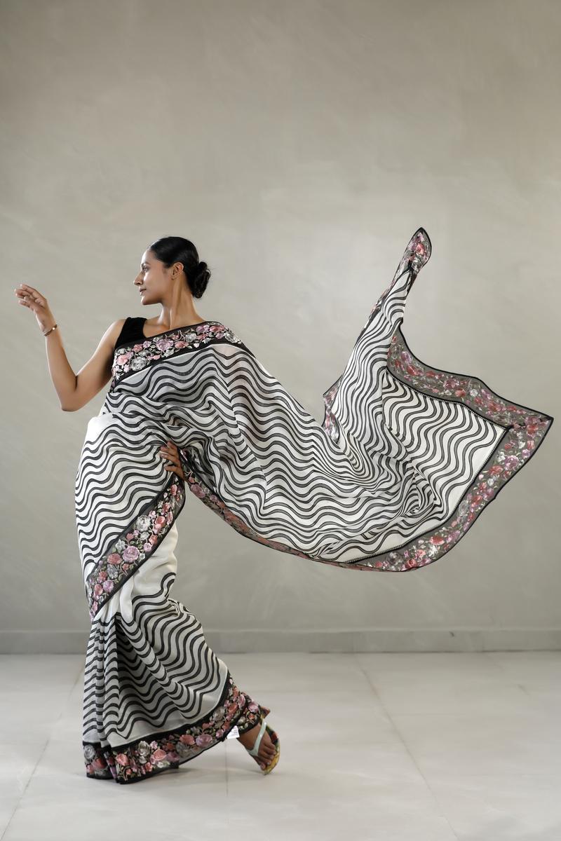 white saree, organza saree, Bollywood saree, Banarasi saree, party wear saree, Wedding Saree
