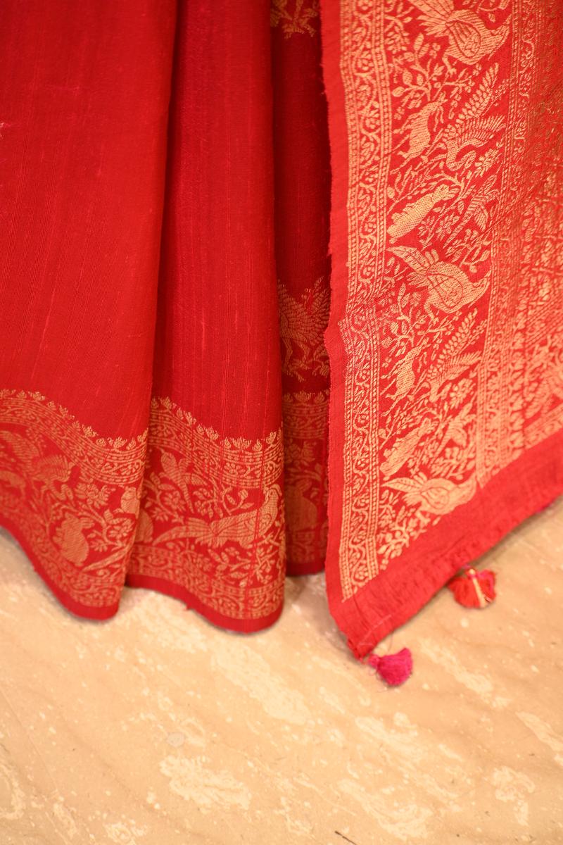 Red Banarasi Raw Silk Saree with Birds And Animal Designs
