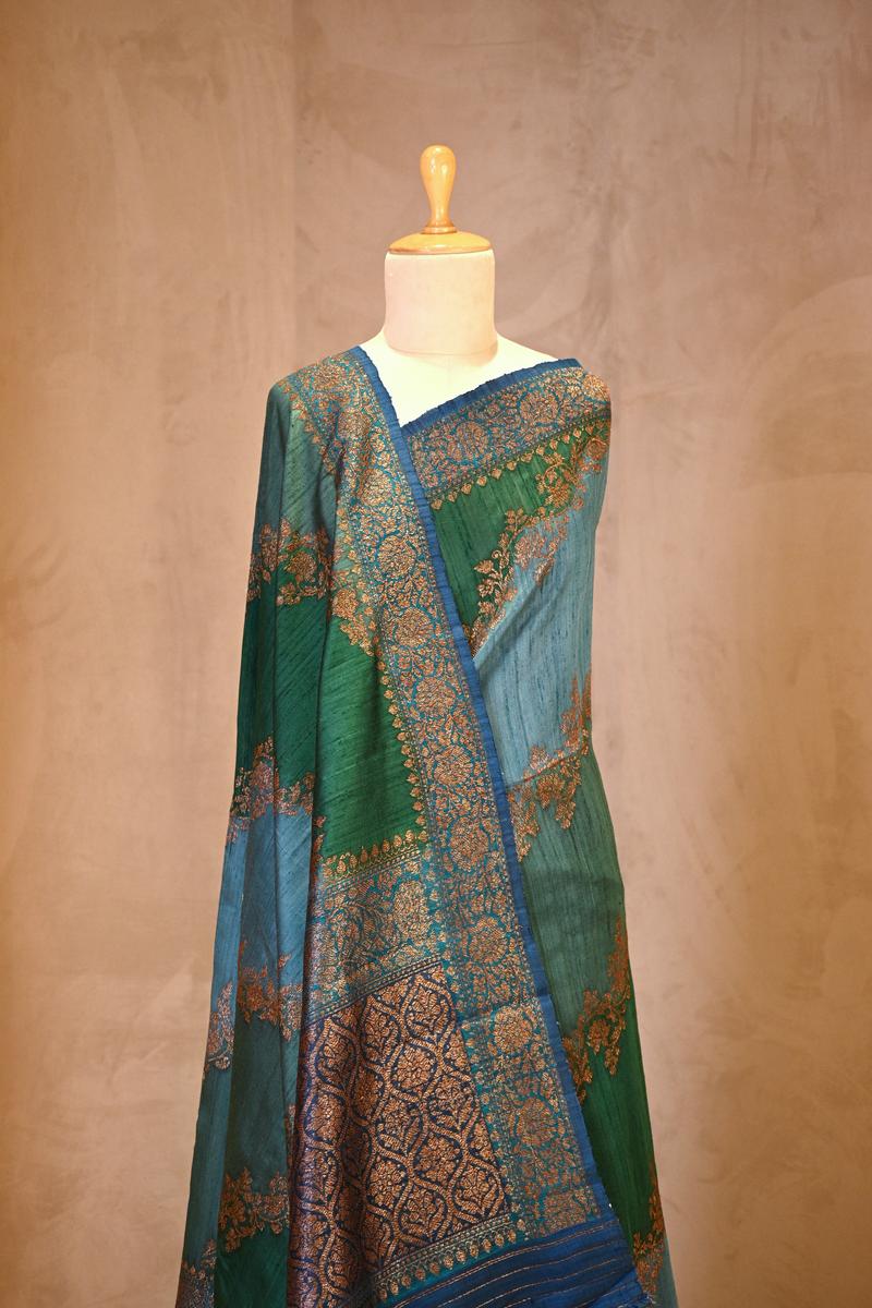 Green Banarasi Rangkat Raw Silk Saree with Floral Leheriya Design