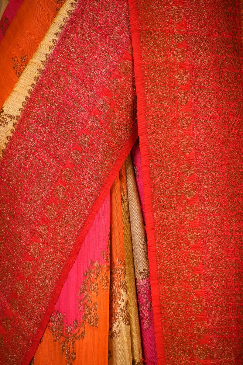 Red Rangkat Banarasi Raw Silk Saree with Floral Design