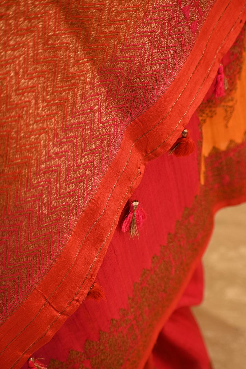 Red Rangkat Banarasi Raw Silk Saree with Floral Design