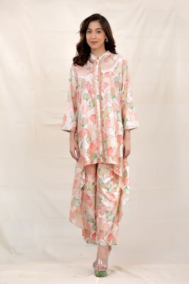 Women in Rose Gold Floral Printed Chiniya Silk Co-Ord Kurta Set By Chinaya Banaras