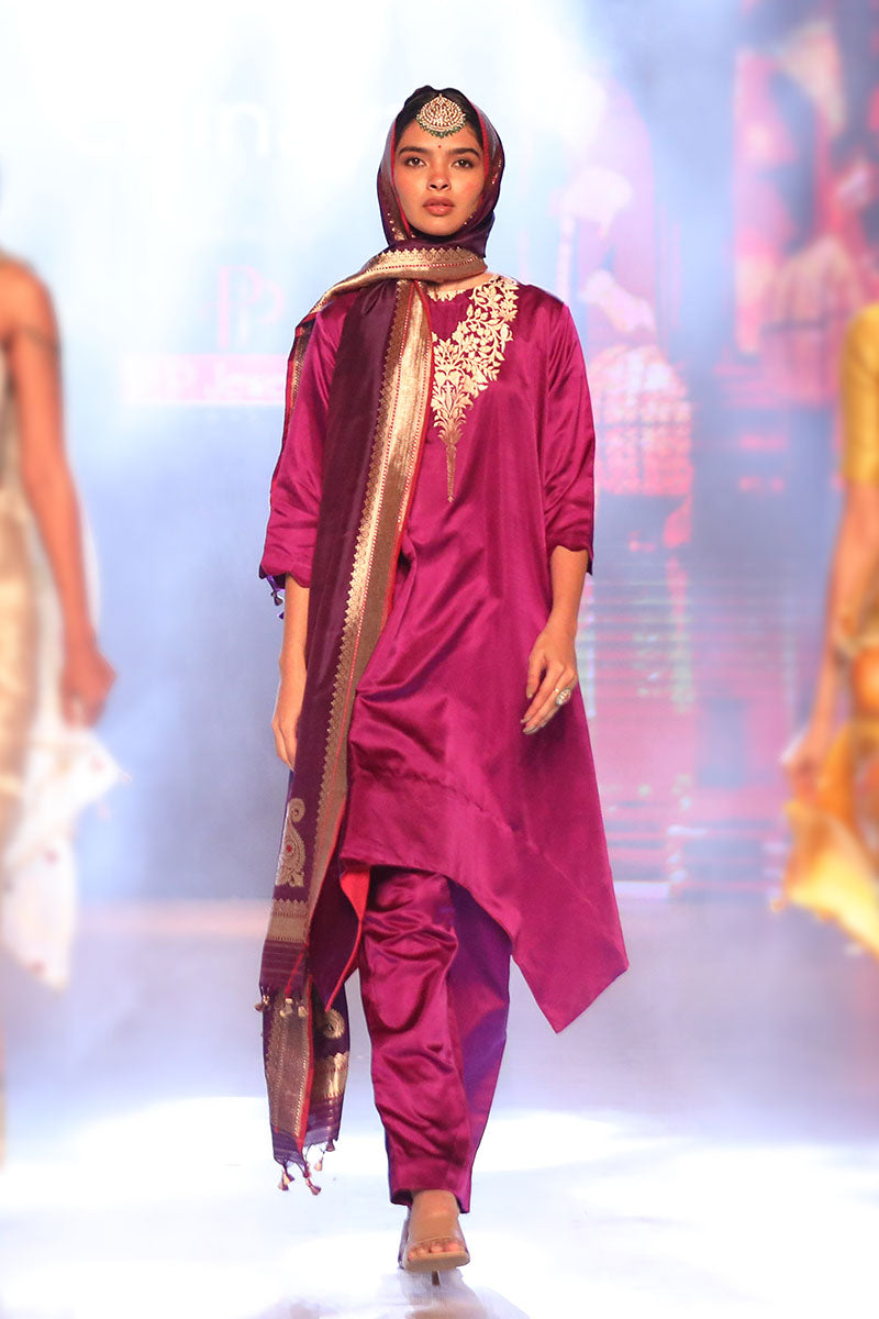 Women In Purple Ethnic Handwoven Satin Silk Asymmetric Kurta Set By Chinaya Banaras