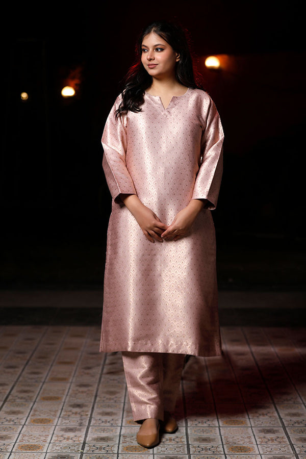 Pink Silk Kurta Set By Chinaya Banaras