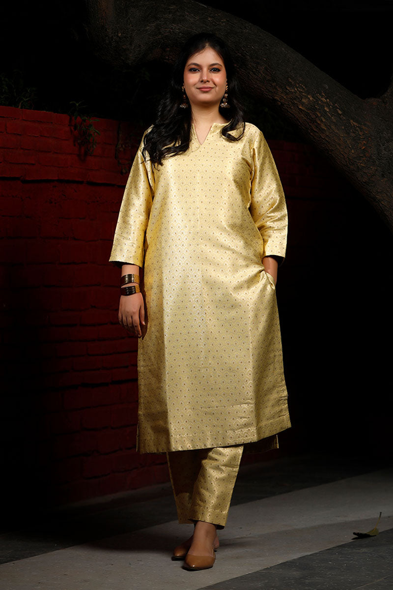 Woven Mulberry Silk Kurta Set