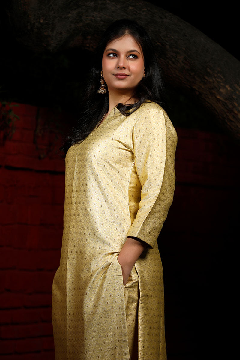 Woven Mulberry Silk Kurta Set