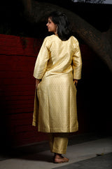 Woven Mulberry Silk Kurta Set