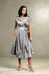SIlver Dress, party wear dresses for womens​, party wear dresses for girl​, wedding dresses for girls​, wedding dresses for women​, dresses for weddings​, indo western wedding dress​