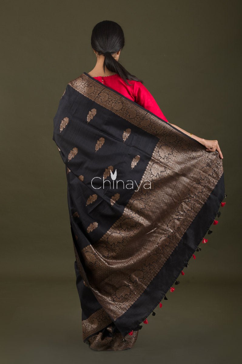 Black Raw Silk Saree - Chinaya Banaras