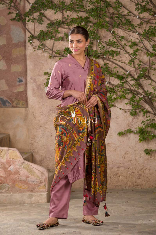 Lavender Fiesta Mauve Kalamkari Printed Chiniya Silk Suit Set - Chinaya Banaras