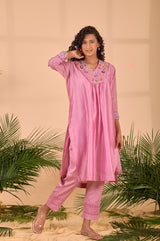 Onion Pink Embellished Soot Cotton Kurta Set - Chinaya Banaras