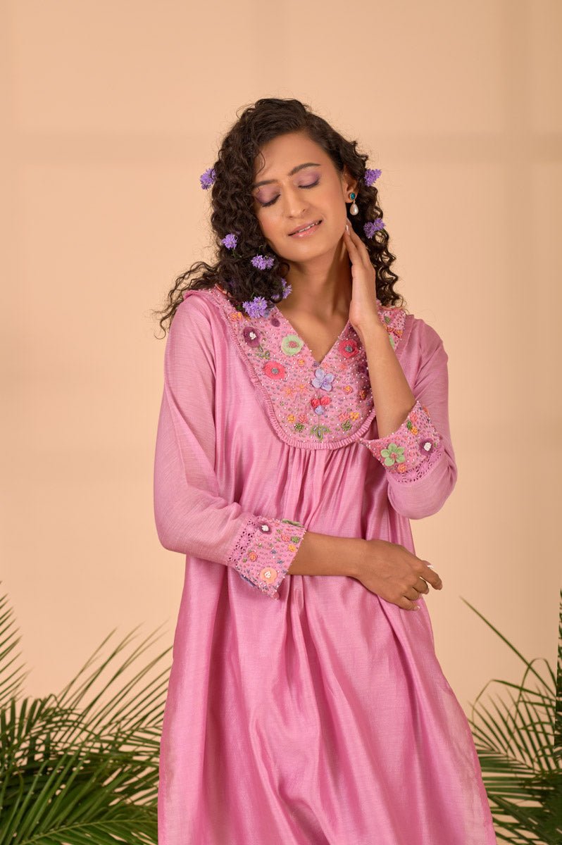 Onion Pink Embellished Soot Cotton Kurta Set - Chinaya Banaras