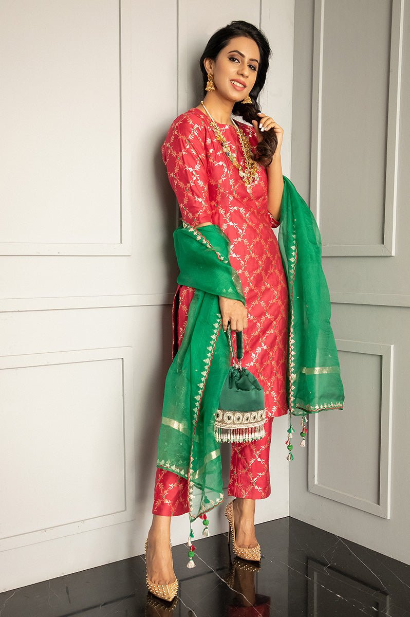 Rufous Red Handwoven Mulberry Silk Suit Set - Chinaya Banaras